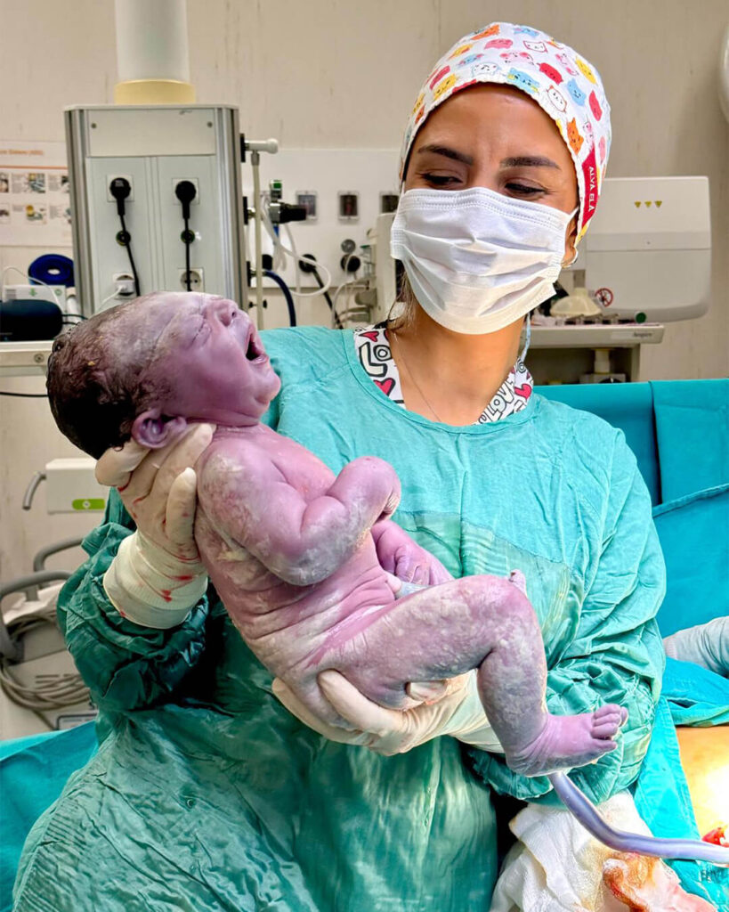 Doç. Dr. Burcu Timur ile mutlu hasta anları