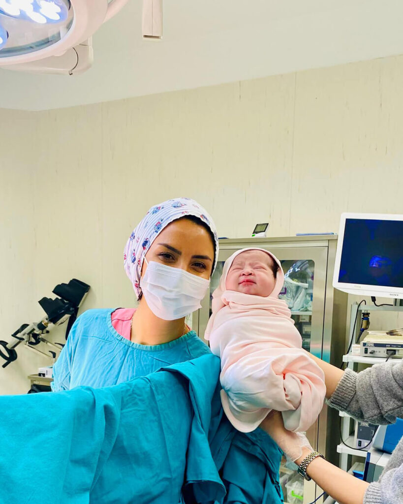 Doç. Dr. Burcu Timur ile mutlu hasta anları